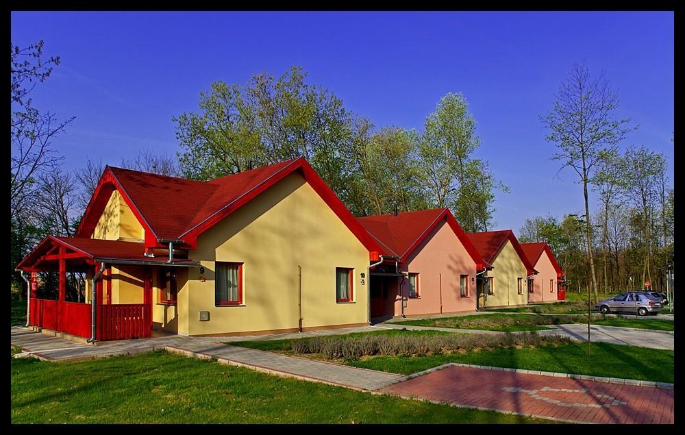 Sarkany Apartman, Sarkany Wellness Es Gyogyfuerdo Nyírbátor Εξωτερικό φωτογραφία