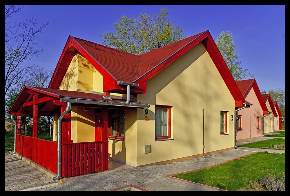 Sarkany Apartman, Sarkany Wellness Es Gyogyfuerdo Nyírbátor Εξωτερικό φωτογραφία