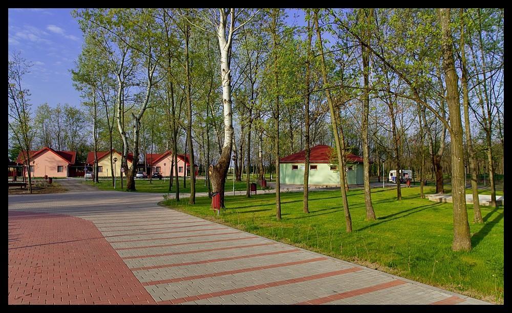 Sarkany Apartman, Sarkany Wellness Es Gyogyfuerdo Nyírbátor Εξωτερικό φωτογραφία